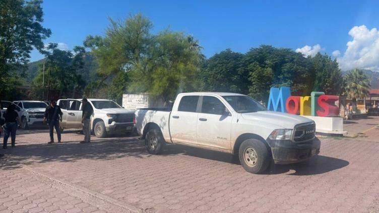 Ejecutan y calcinan a 4 en Moris