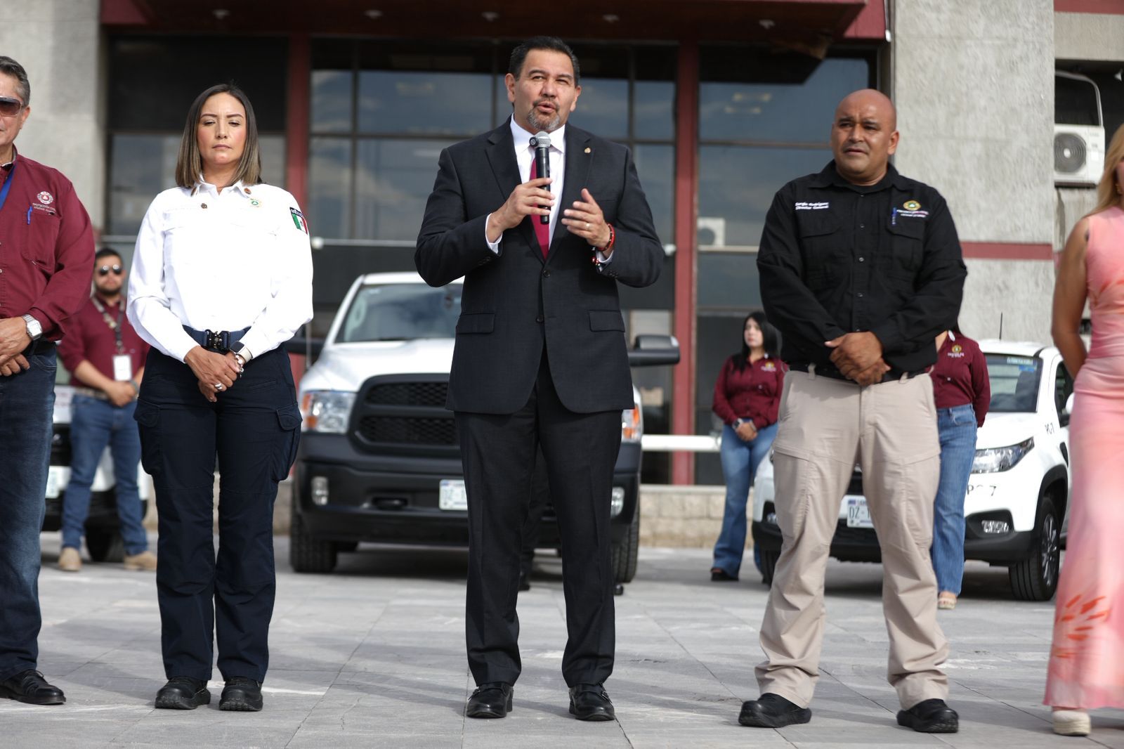 Entregan vehículos a la Dirección de Protección Civil de Ciudad Juárez