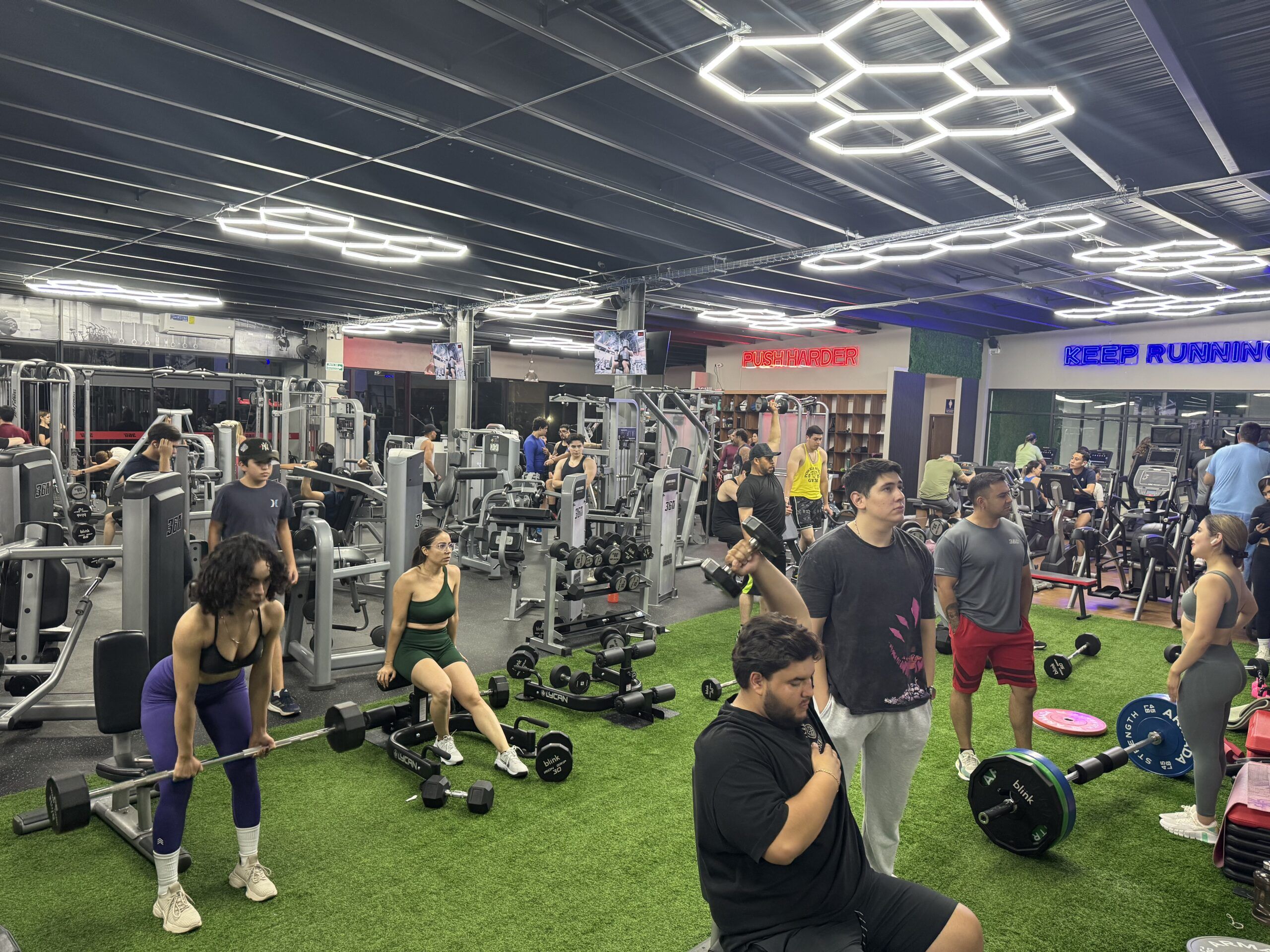 Música, fuerza y premios: 360° enciende el gym este miércoles