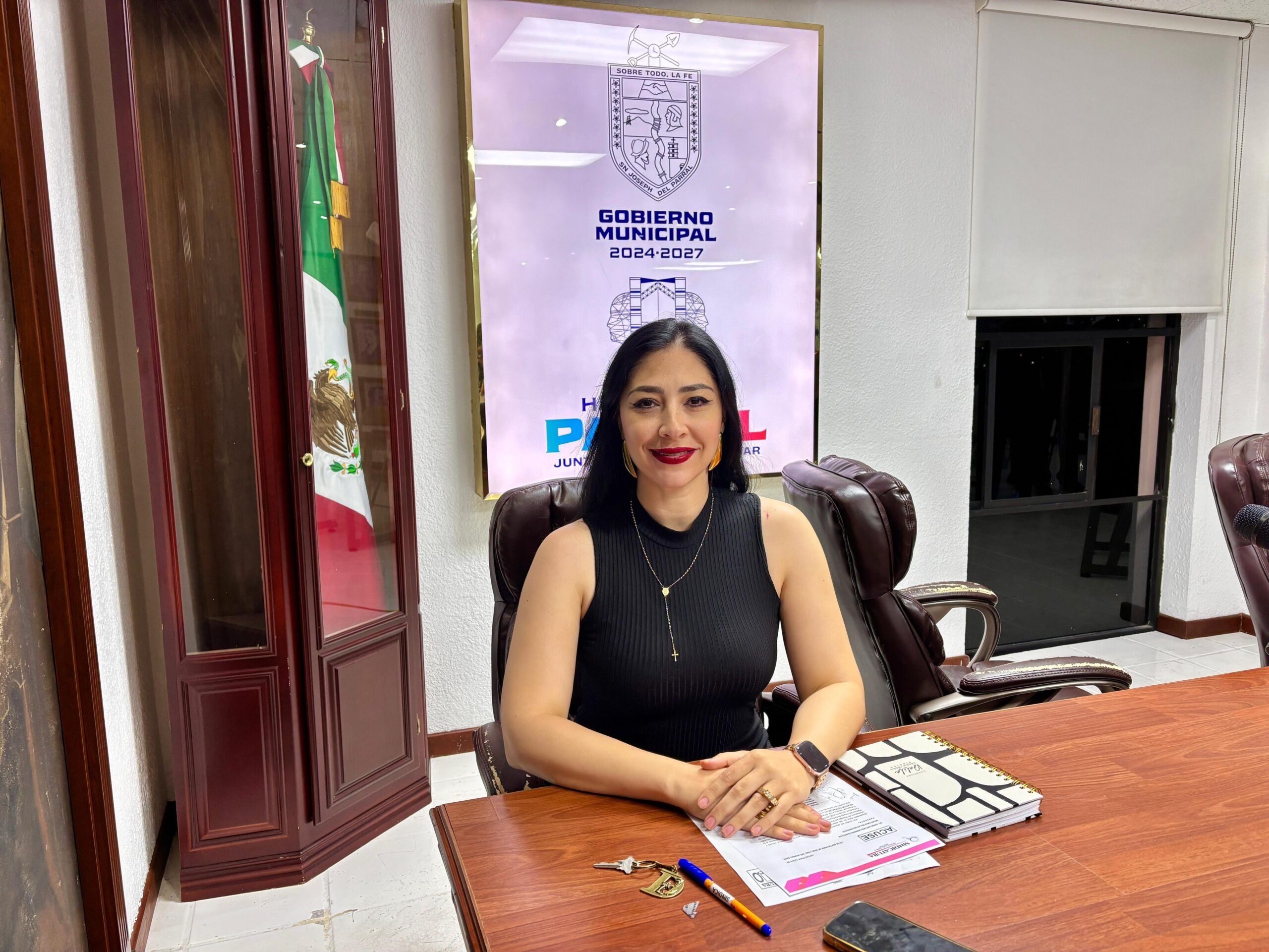 Sindica Villalobos impulsa Comisión Especial para reparar calles en Parral