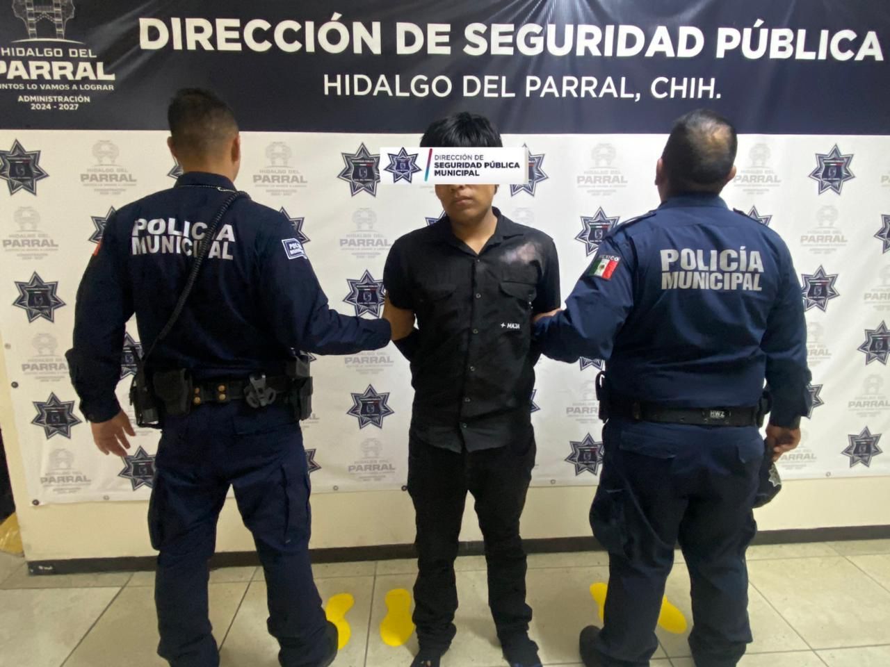 Detienen a joven por presunta violencia familiar en la Col. Ampliación Che Guevara