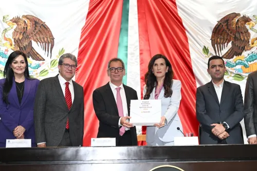 Paquete Económico 2026: Hacienda proyecta ingresos de 8.7 billones y más impuestos a refrescos, tabaco y videojuegos