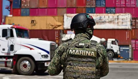Suman siete marinos y funcionarios muertos en casos ligados al huachicol fiscal