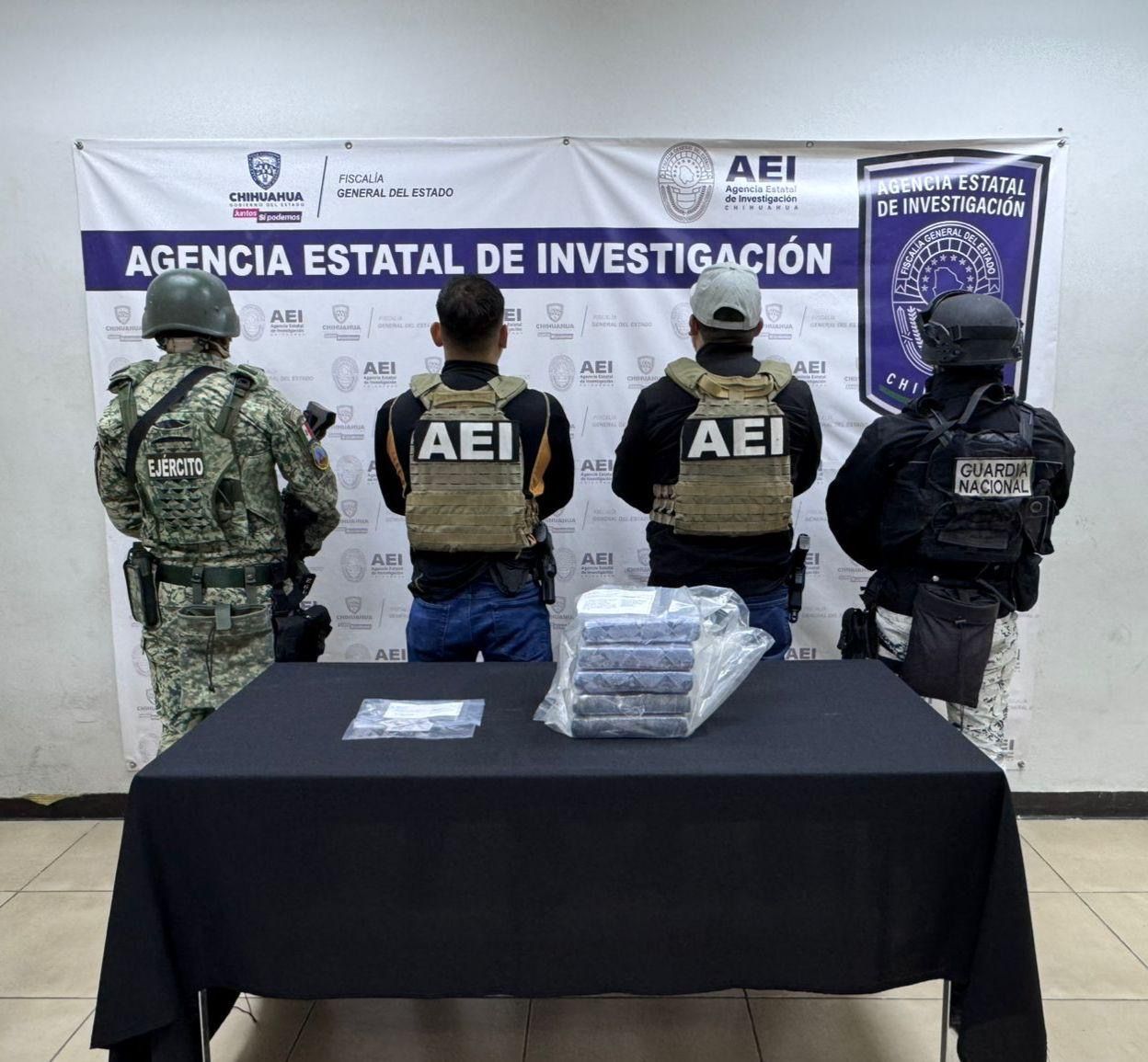 Aseguran más de 5 kilos de cocaína en vehículo abandonado en Ciudad Juárez