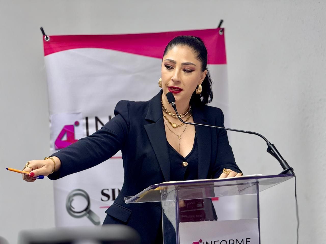 Síndica Dalila Villalobos alerta: Parral opera con dinero que no tiene; deuda ya supera los 35 millones de pesos