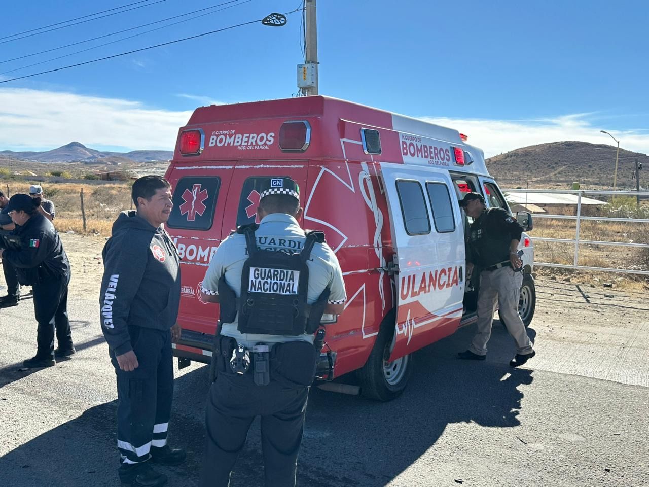 Choque frontal en Vía Corta Chihuahua deja dos personas lesionadas