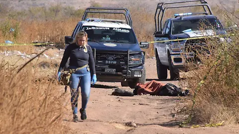 La violencia vuelve a sacudir Chihuahua: hallan dos cuerpos decapitados en Carrizalillo