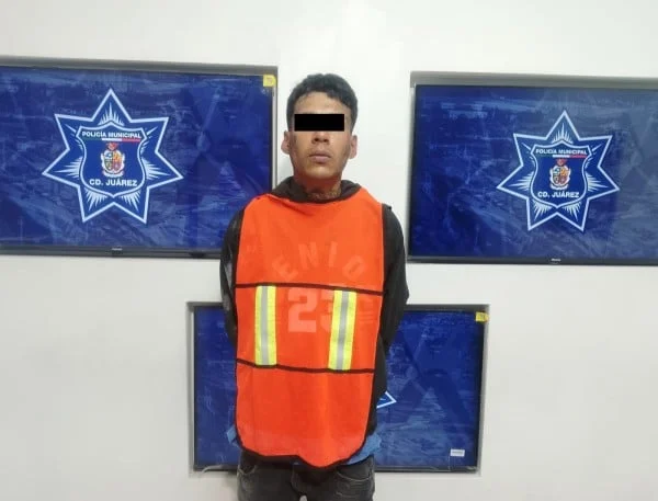Golpea a su madre y es arrestado por violencia familiar en Ciudad Juárez