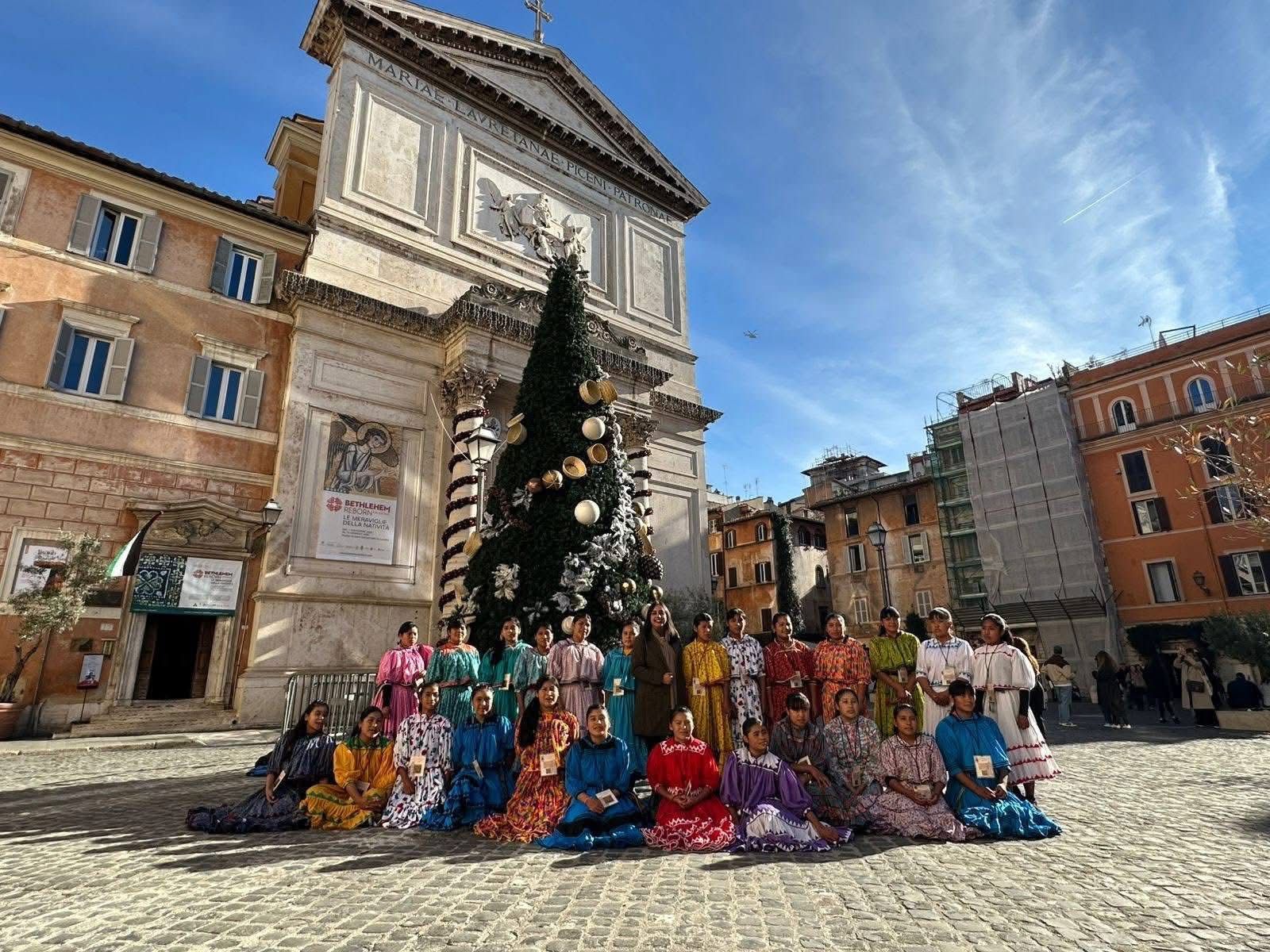 De la Sierra Tarahumara a Roma: Voces rarámuris conquistan el Vaticano con música y tradición