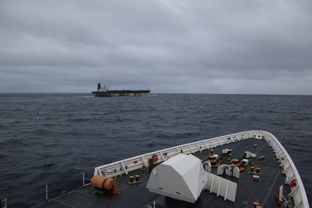 Estados Unidos captura dos buques petroleros sancionados por violar el cerco naval