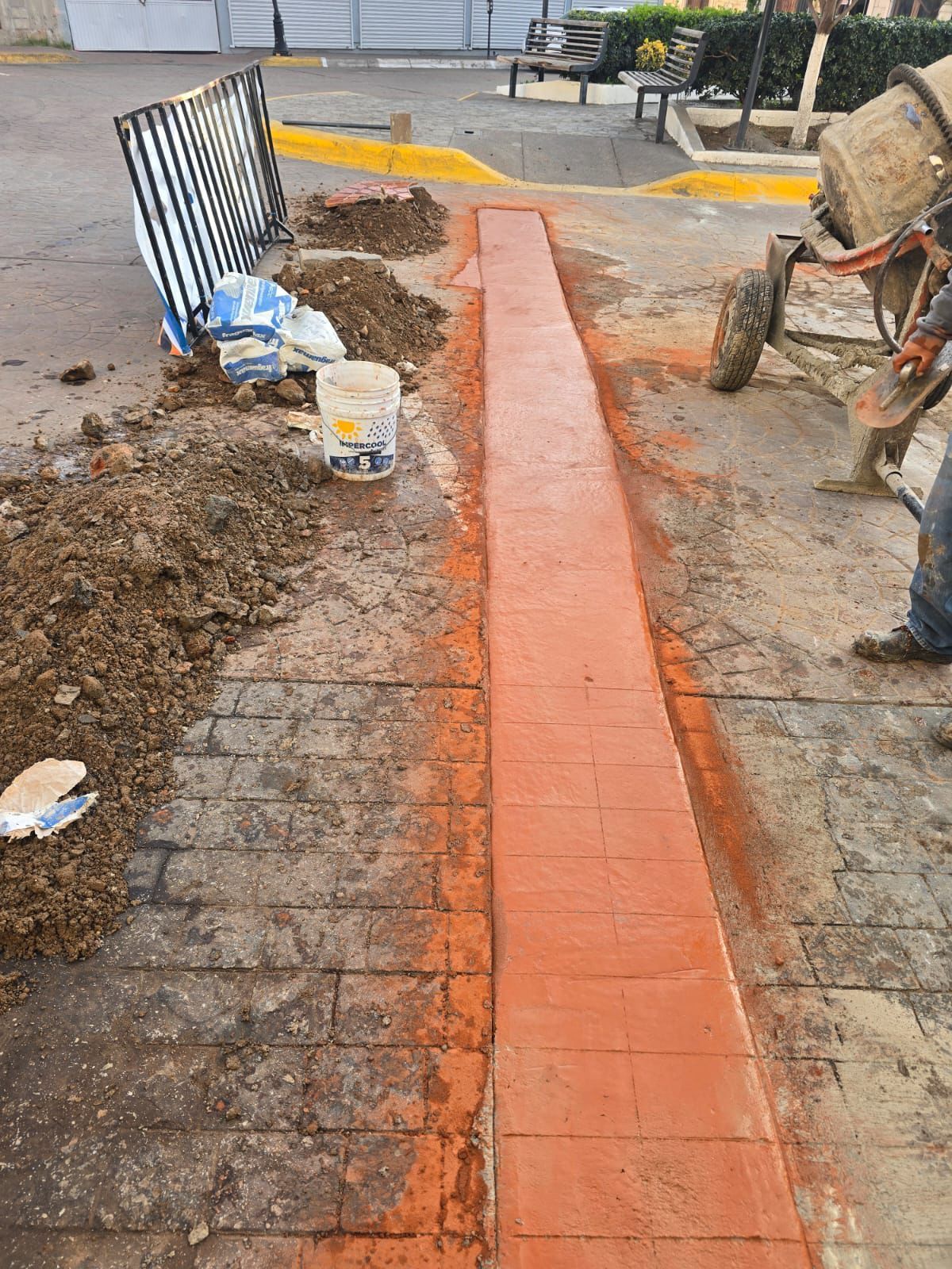 Rehabilitan de forma inmediata zanja en la Plazuela Morelos