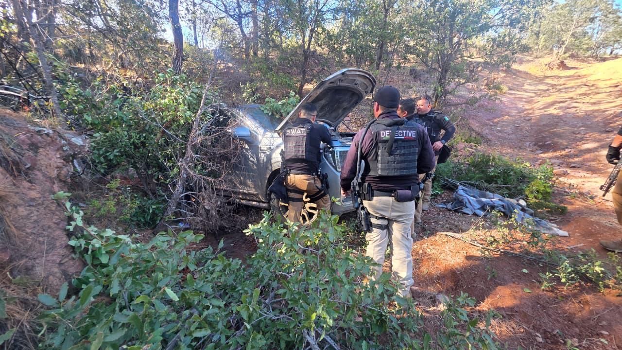 Aseguran vehículos con cartuchos y equipo táctico durante operativo en Guachochi