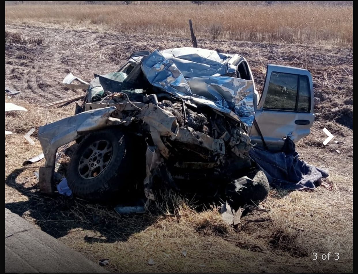 Tres muertos y 20 lesionados en horrible choque frontal