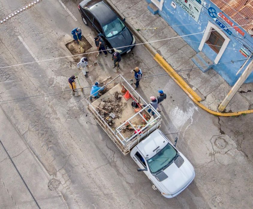 Arranca el Gobierno de Parral programa intensivo de bacheo en el Centro de la Ciudad