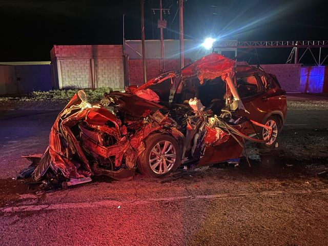 Grave enfermera tras brutal accidente en la Parral–Santa Bárbara; lucha por su vida