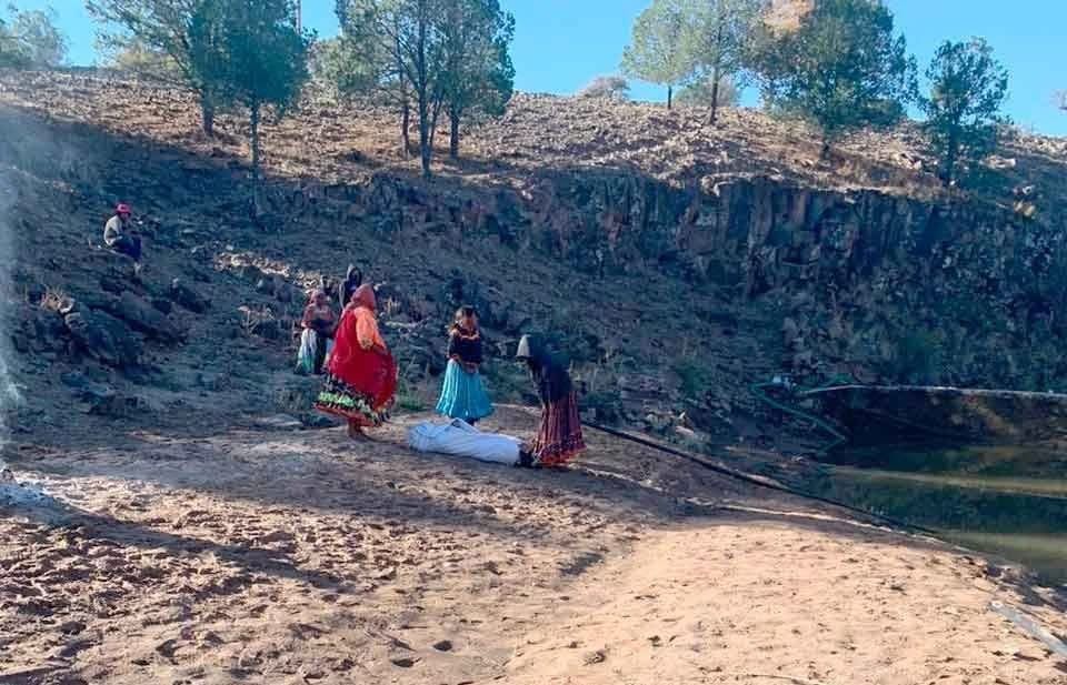 Muere niño de 9 años ahogado en presa de Carichí