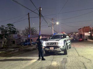 Persona agresiva desata movilización policiaca en San Antonio de las Huertas