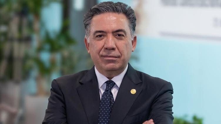 Enrique Inzunza pide licencia al Senado en medio de polémica * Inzunza se separa temporalmente del Senado; asegura estar en CDMX