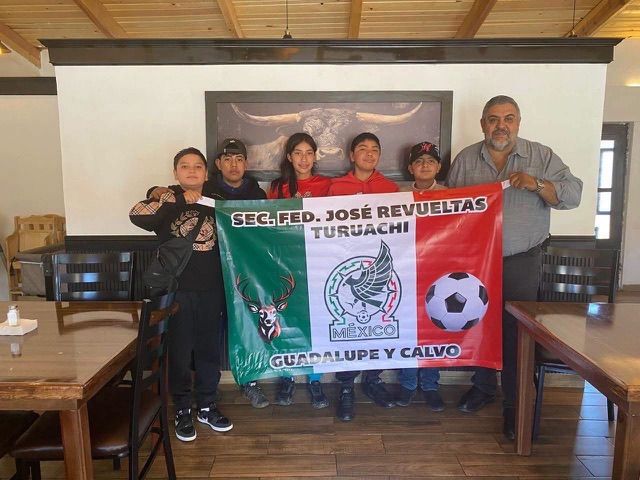 Jóvenes de Turuachi viajan a la CDMX para cumplir un sueño y apoyar a la Selección Mexicana