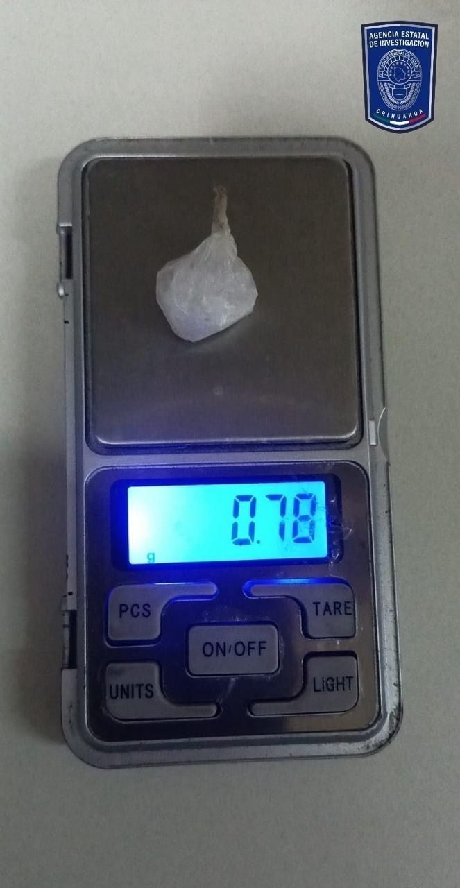 Detiene AEI Occidente a dos hombres en posesión de droga cristal*