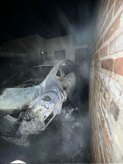 Se incendia automóvil en la colonia La Fortuna durante la madrugada