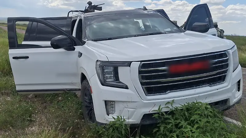 Ejército detiene a cuatro personas con armas y droga en carretera Jiménez-Mapimí