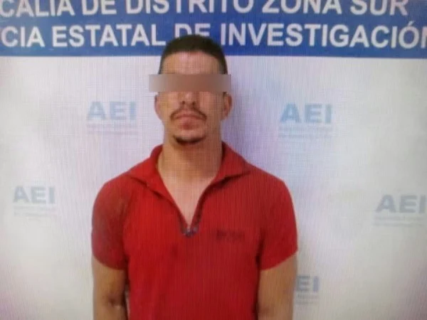 Bajo efectos de la cocaína, causó choque mortal; su hijo de 5 años resultó herido