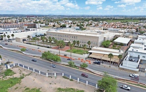 Consulado de EU comienza a reprogramar entrevistas de residencia